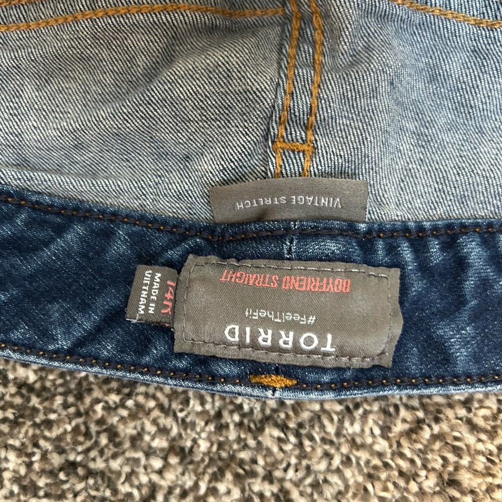 Torrid boyfriend straight jeans dark blue